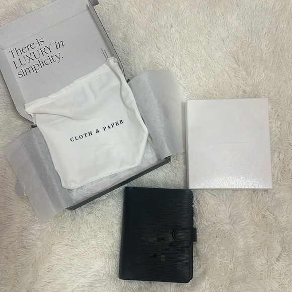 Cloth and Paper Contoured A5 6 ring planner - Picture 2 of 9